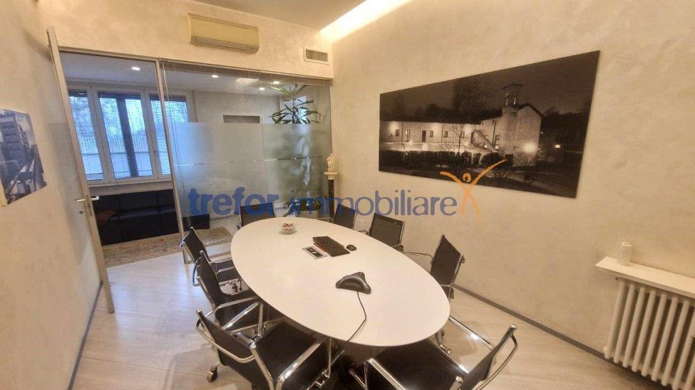 ufficio in vendita a San Donato Milanese