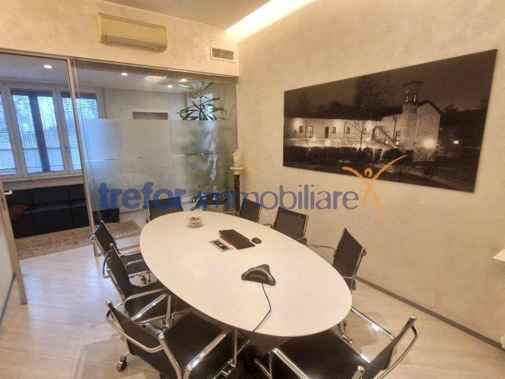 ufficio in vendita a San Donato Milanese