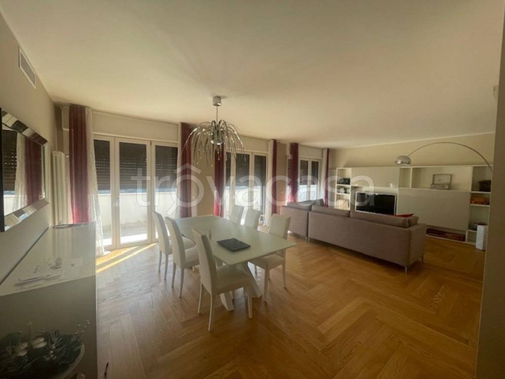appartamento in vendita a San Donato Milanese