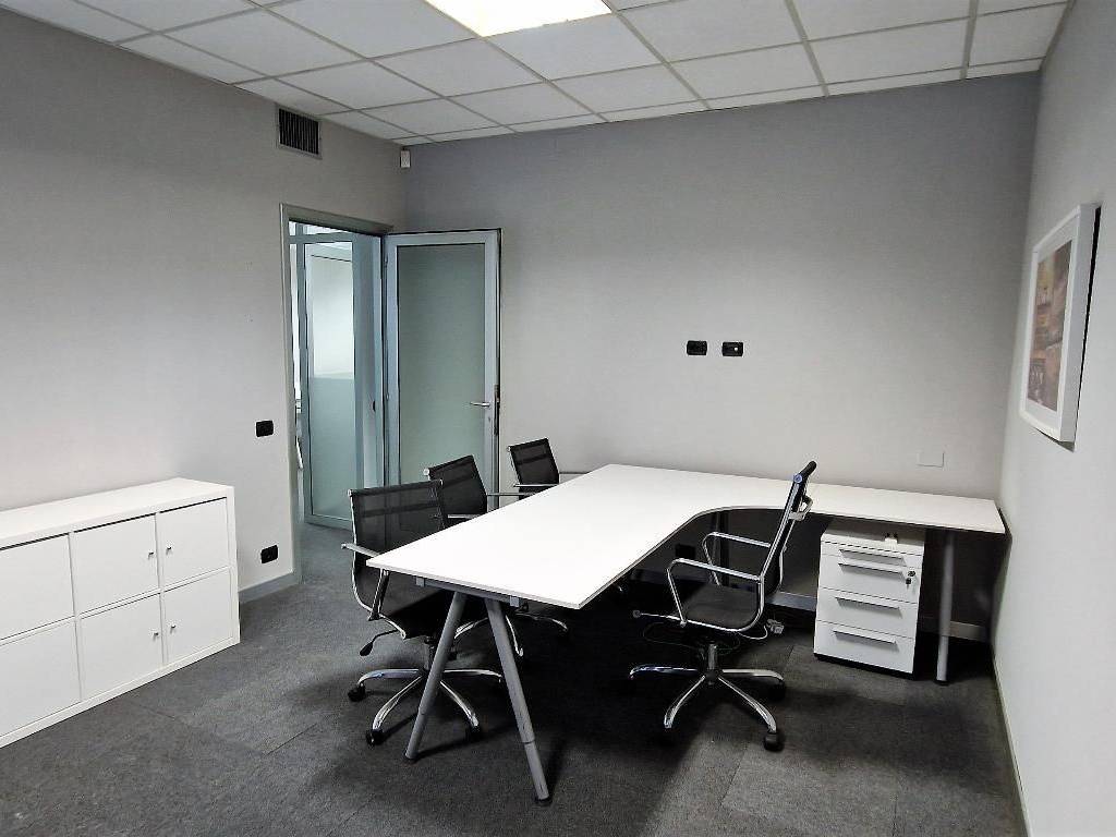 ufficio in vendita a San Donato Milanese