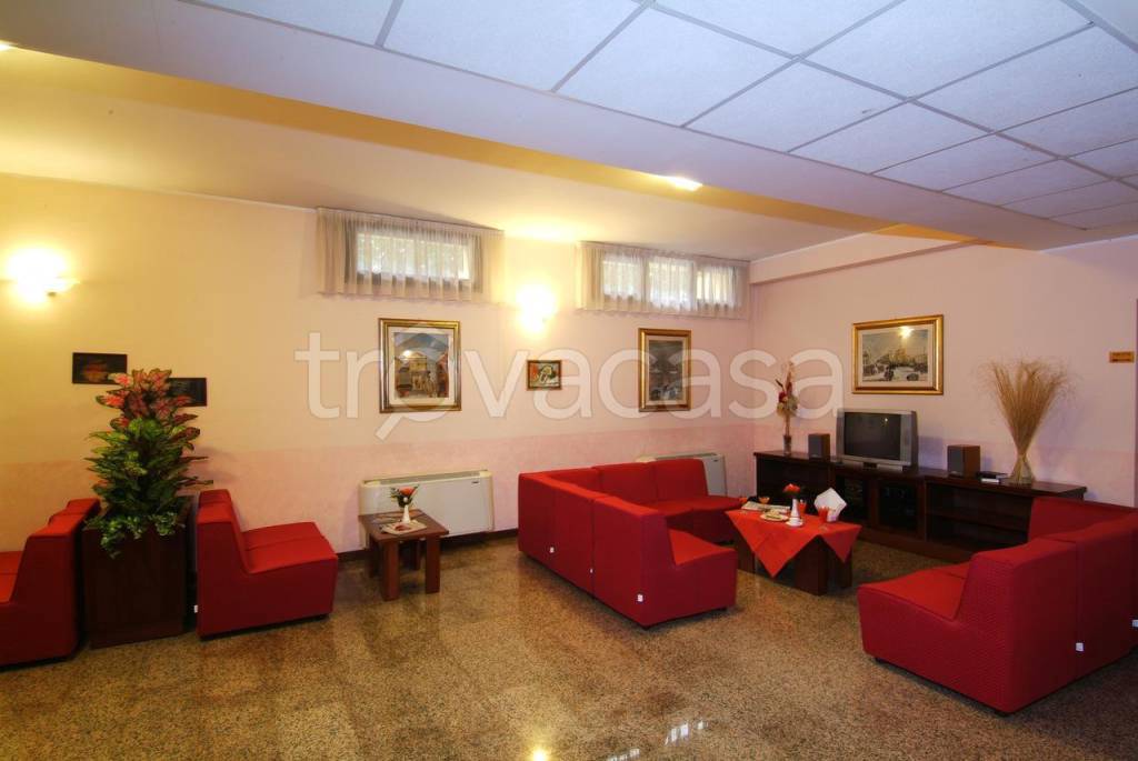 negozio in vendita a San Donato Milanese