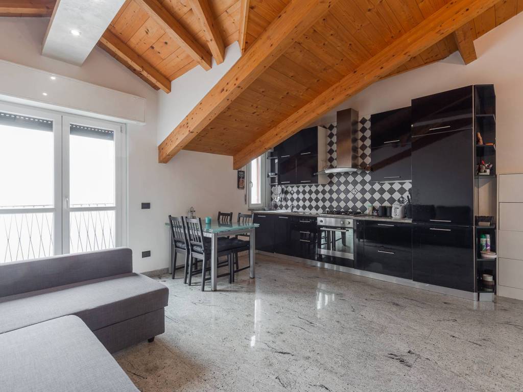 appartamento in vendita a San Donato Milanese in zona Poasco