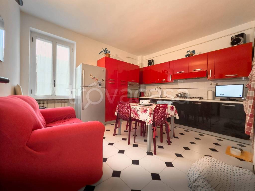 appartamento in vendita a San Donato Milanese in zona Poasco