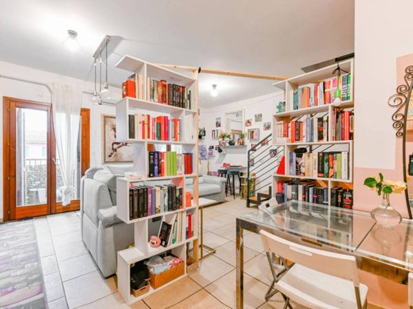 casa indipendente in vendita a San Donato Milanese in zona Poasco