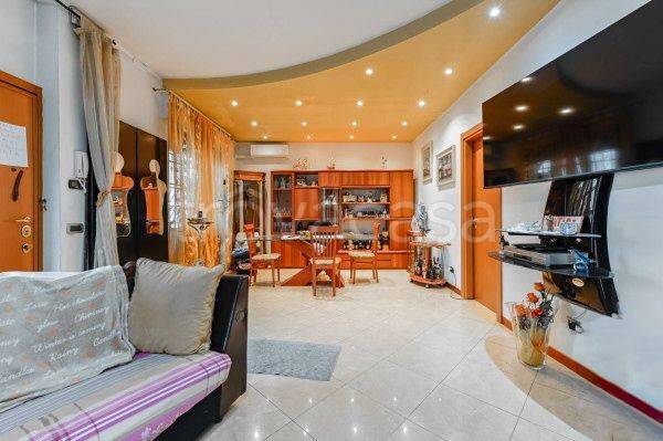 casa indipendente in vendita a San Donato Milanese
