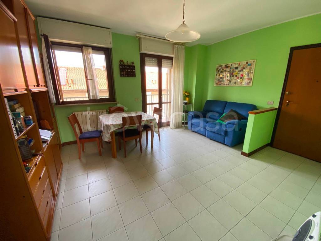 appartamento in vendita a San Donato Milanese in zona Poasco