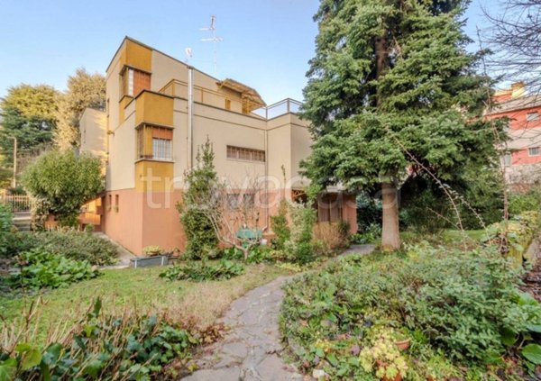 casa indipendente in vendita a San Donato Milanese