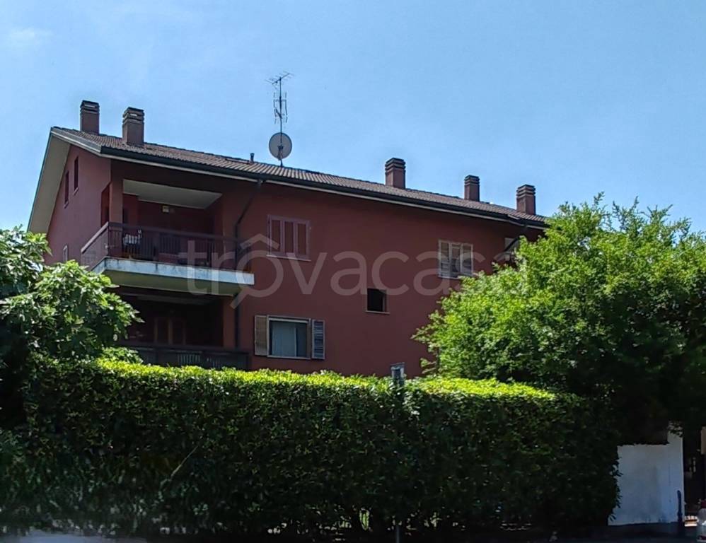 appartamento in vendita a San Donato Milanese in zona Poasco