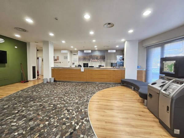 negozio in vendita a San Donato Milanese