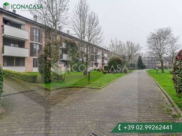 appartamento in vendita a San Donato Milanese in zona Poasco