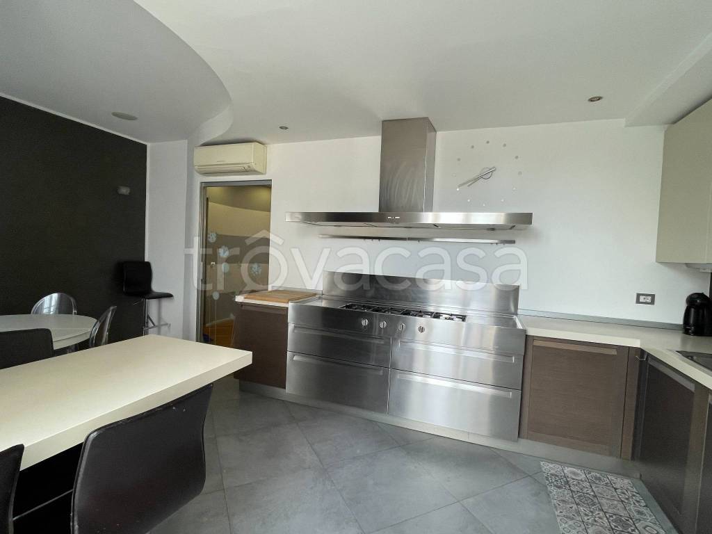 appartamento in vendita a San Donato Milanese