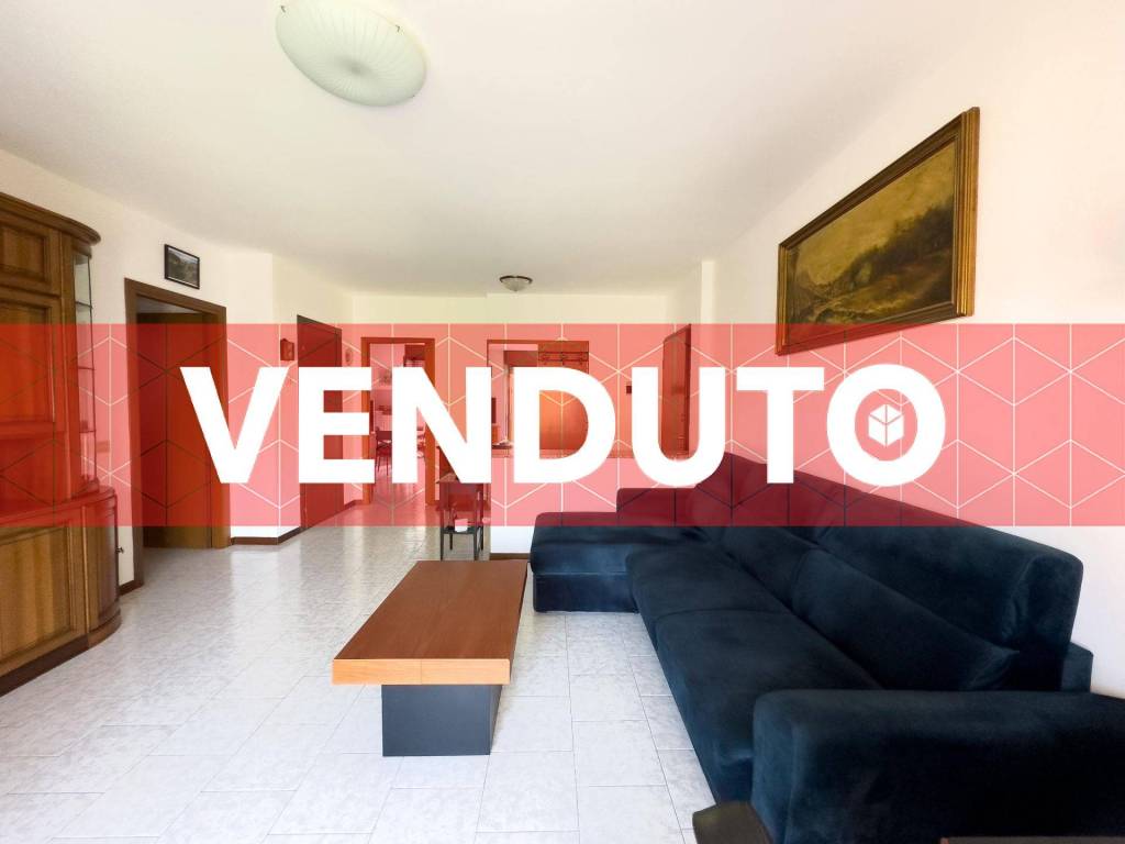 appartamento in vendita a San Donato Milanese in zona Poasco