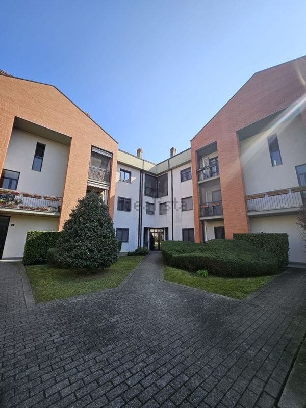 appartamento in vendita a San Donato Milanese in zona Poasco