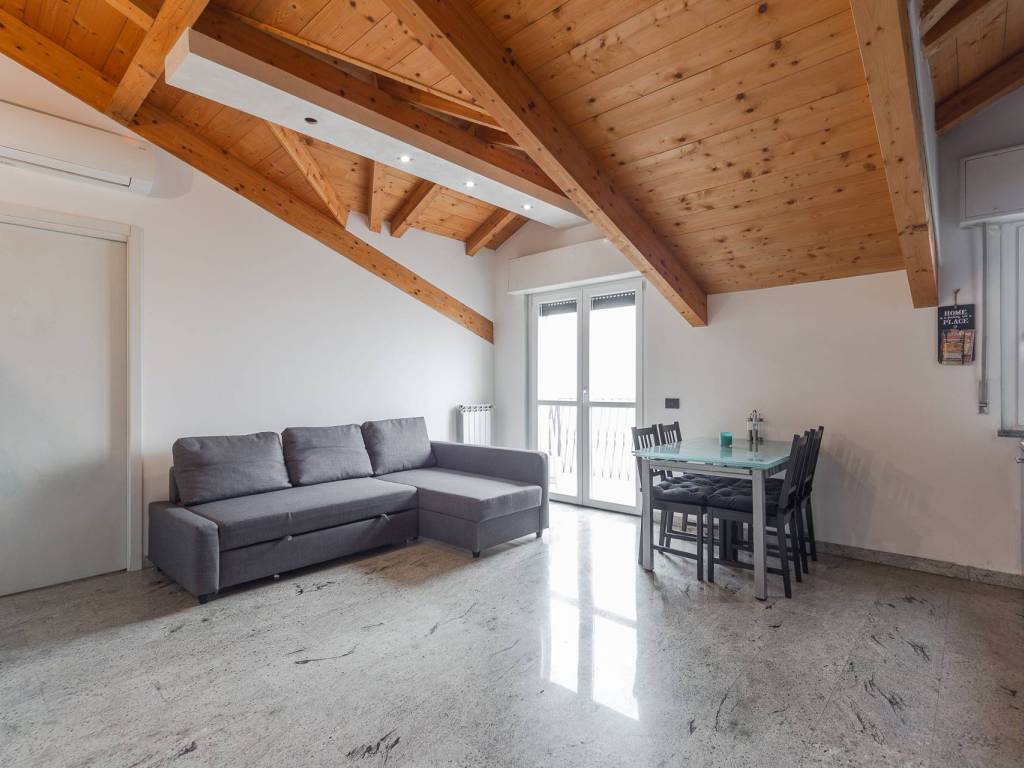 appartamento in vendita a San Donato Milanese in zona Poasco