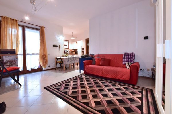 appartamento in vendita a San Donato Milanese in zona Poasco