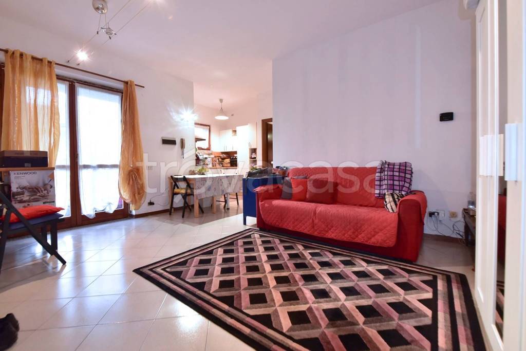 appartamento in vendita a San Donato Milanese in zona Poasco