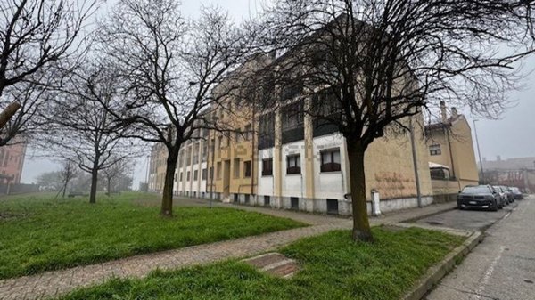 appartamento in vendita a San Donato Milanese in zona Poasco