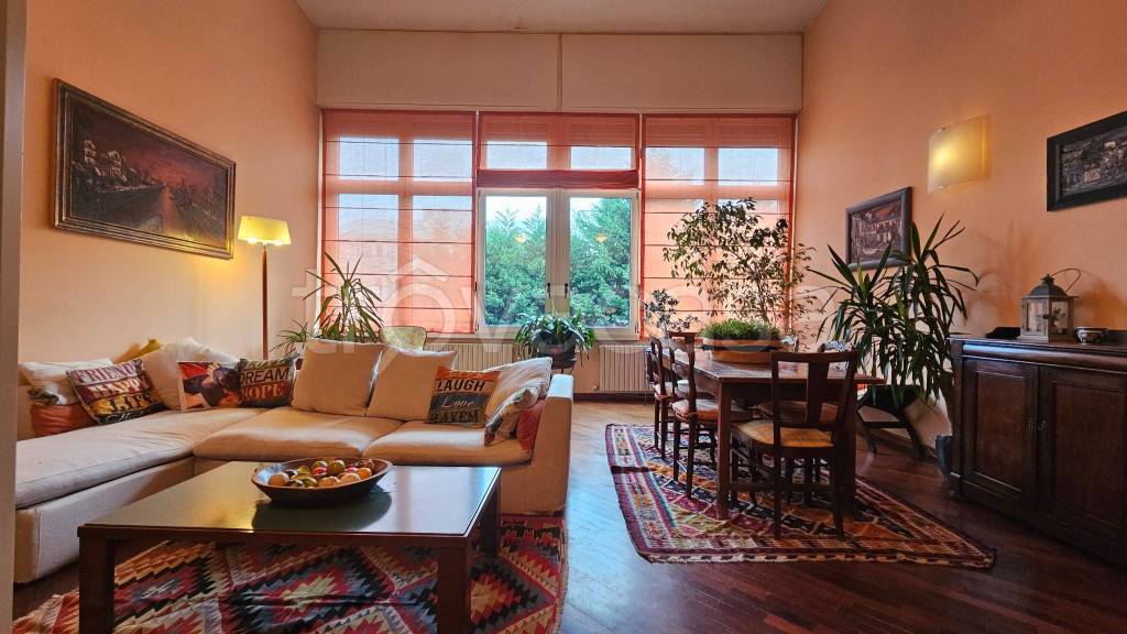 casa indipendente in vendita a San Donato Milanese