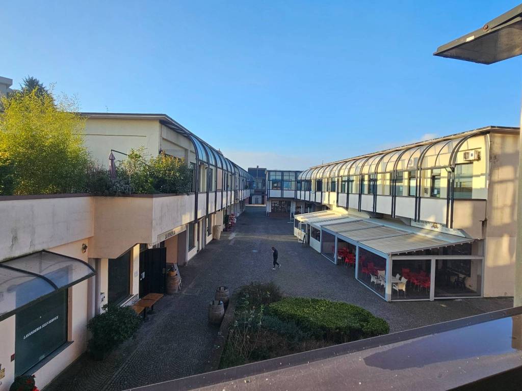 negozio in vendita a San Donato Milanese