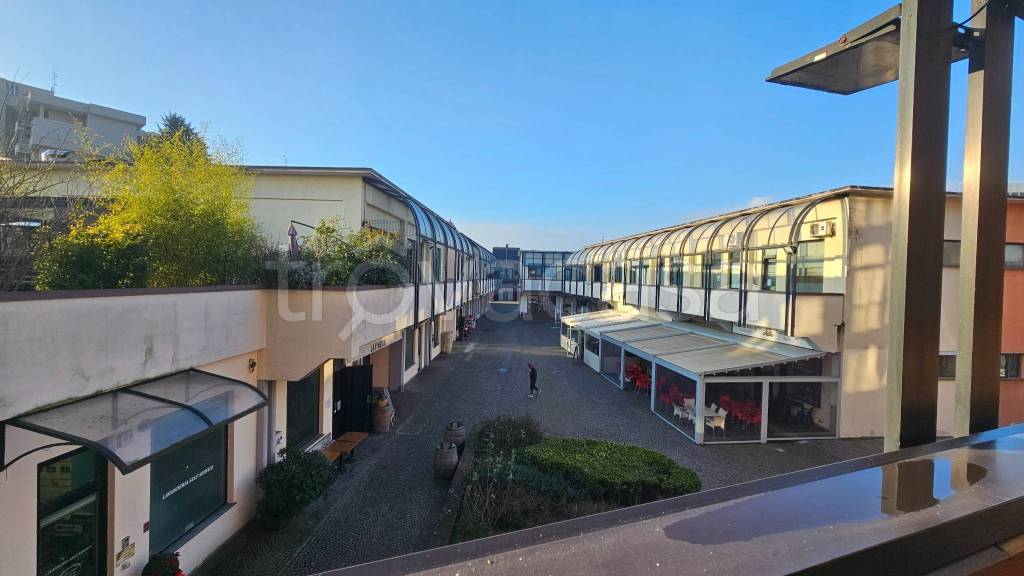 negozio in vendita a San Donato Milanese