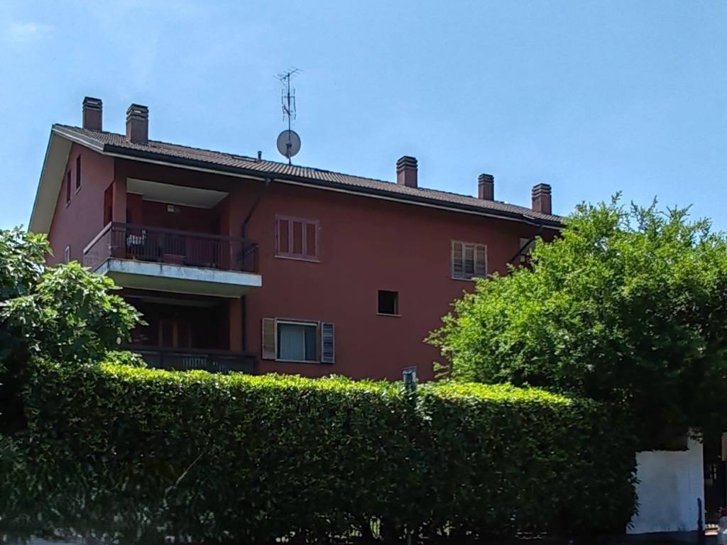 appartamento in vendita a San Donato Milanese in zona Poasco