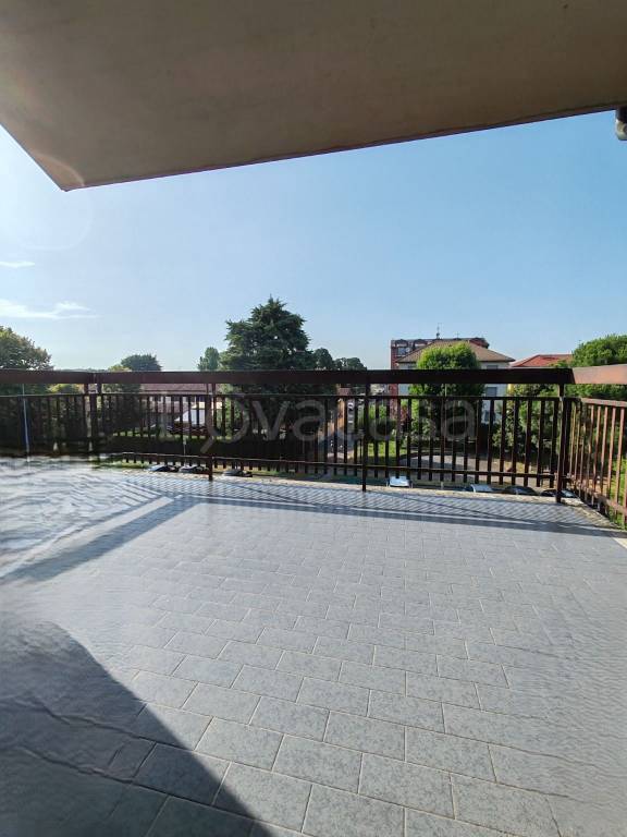 appartamento in vendita a San Donato Milanese in zona Poasco