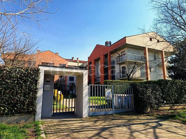 appartamento in vendita a San Donato Milanese in zona Poasco