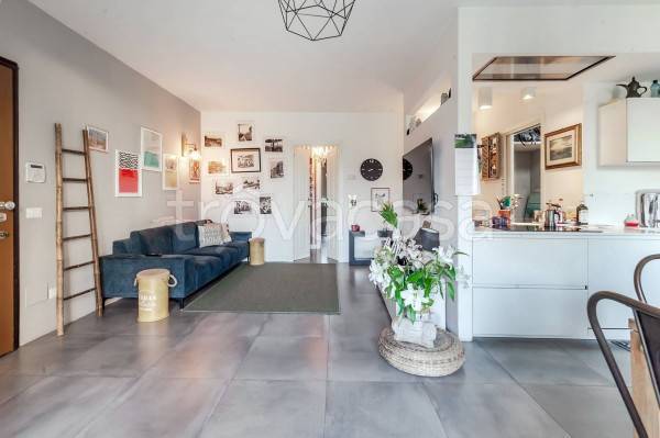 appartamento in vendita a San Donato Milanese in zona Poasco