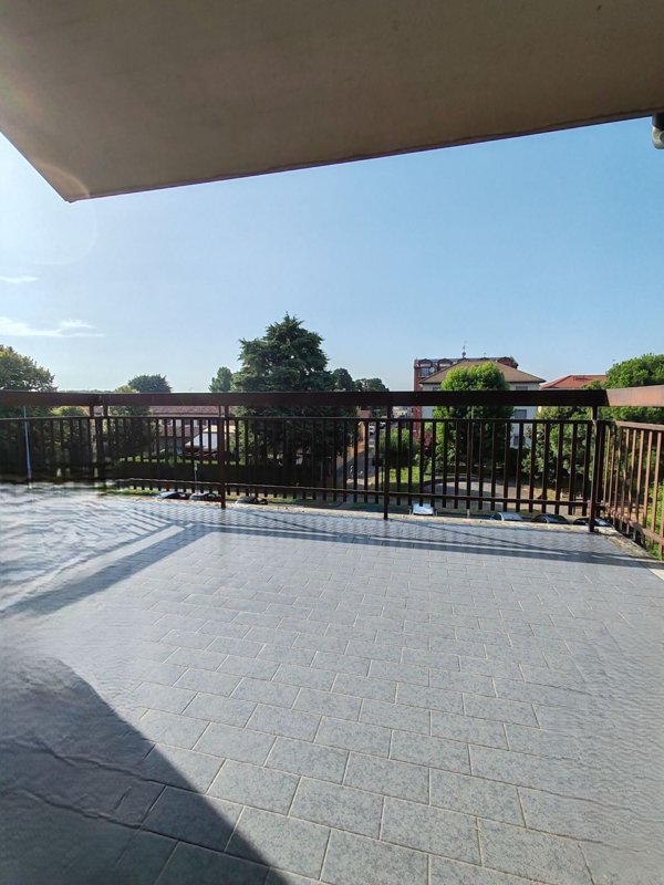 appartamento in vendita a San Donato Milanese in zona Poasco