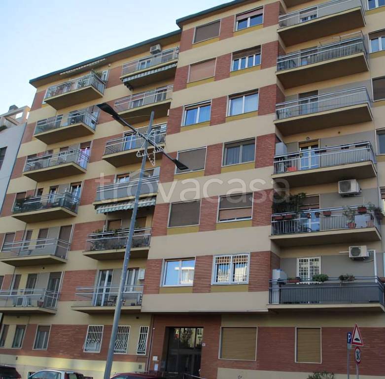 negozio in vendita a San Donato Milanese