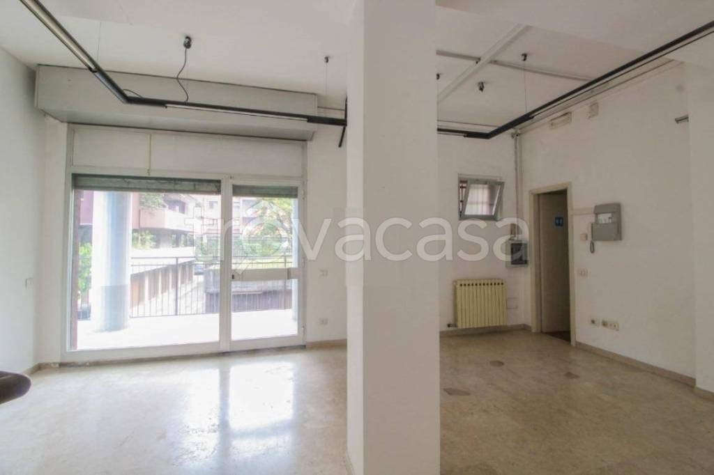 negozio in vendita a San Donato Milanese