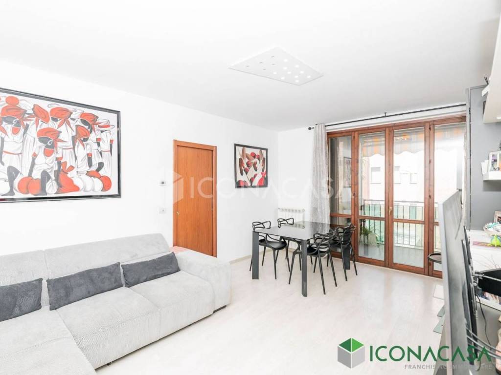 appartamento in vendita a San Donato Milanese in zona Poasco