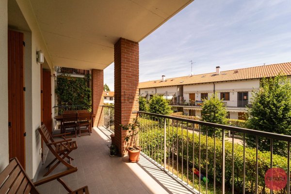 appartamento in vendita a San Donato Milanese in zona Poasco