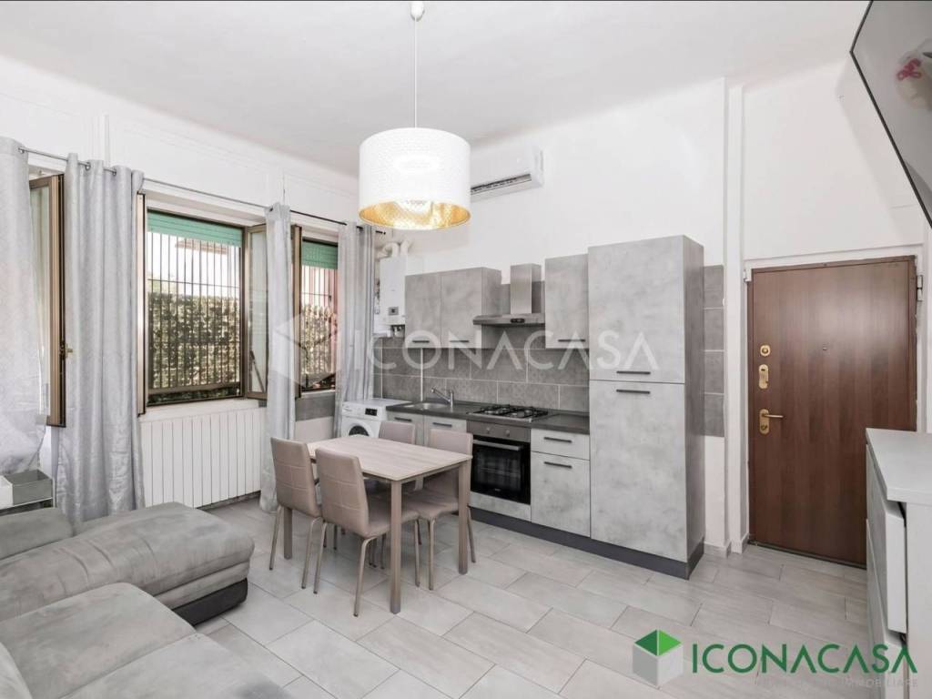 appartamento in vendita a San Donato Milanese in zona Poasco