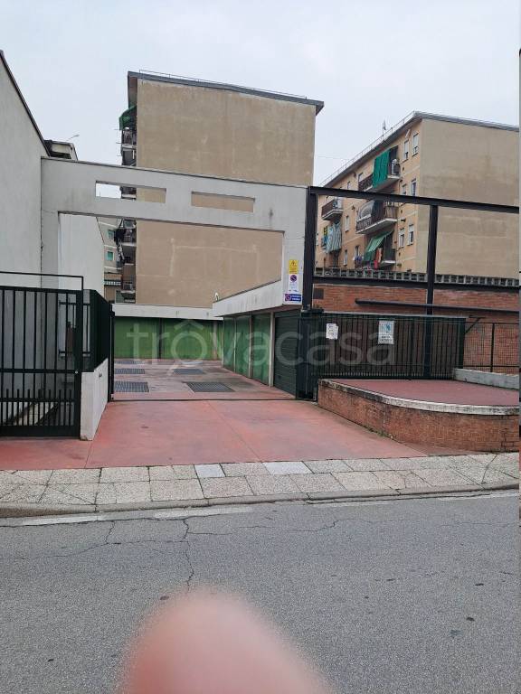 box auto in vendita a San Donato Milanese