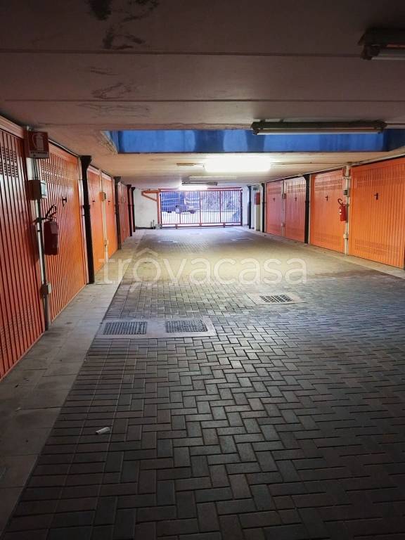 box auto in vendita a San Donato Milanese