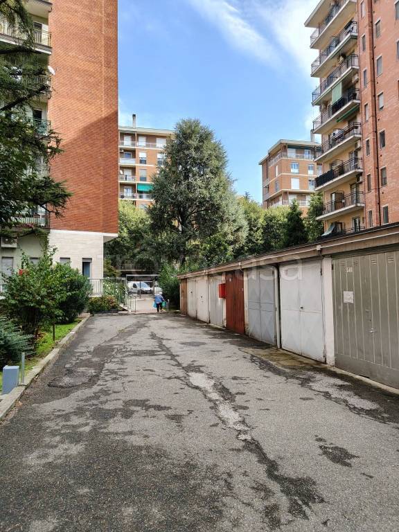 box auto in vendita a San Donato Milanese