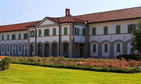 appartamento in vendita a San Donato Milanese in zona Poasco