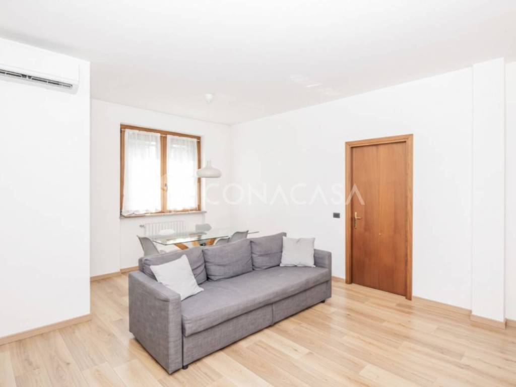 appartamento in vendita a San Donato Milanese in zona Poasco