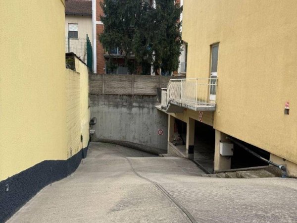 box auto in vendita a San Donato Milanese