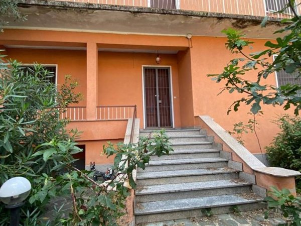 casa indipendente in vendita a San Giorgio su Legnano