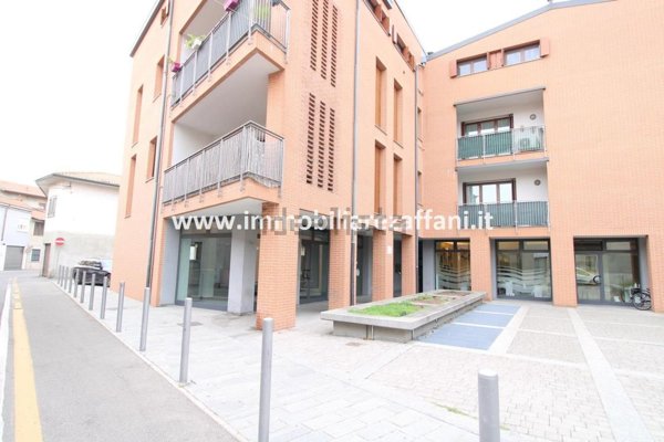 negozio in vendita a San Giorgio su Legnano