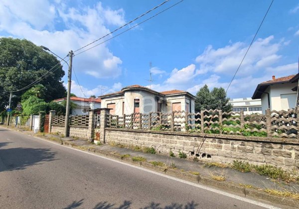 casa indipendente in vendita a San Giorgio su Legnano