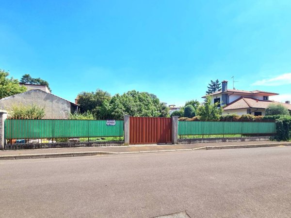 casa indipendente in vendita a San Giorgio su Legnano