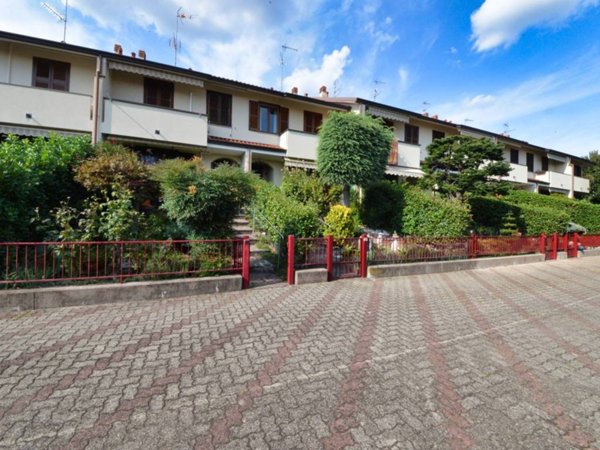 casa indipendente in vendita a San Giorgio su Legnano
