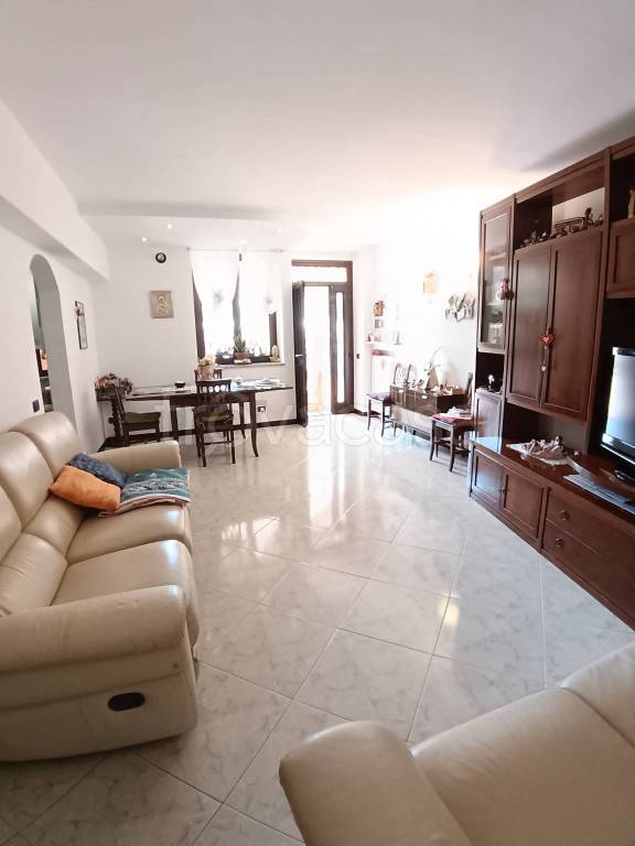casa indipendente in vendita a San Giorgio su Legnano