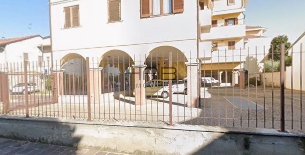 locale di sgombero in vendita a San Giorgio su Legnano