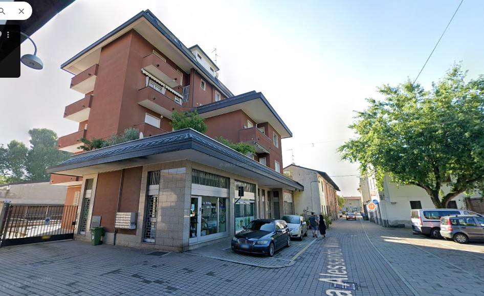 locale di sgombero in vendita a San Giorgio su Legnano