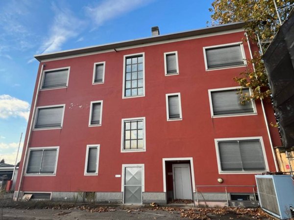intera palazzina in vendita a San Giorgio su Legnano