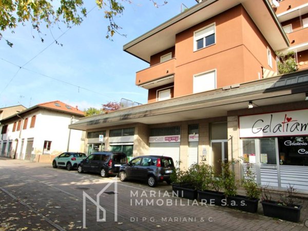locale commerciale in vendita a San Giorgio su Legnano